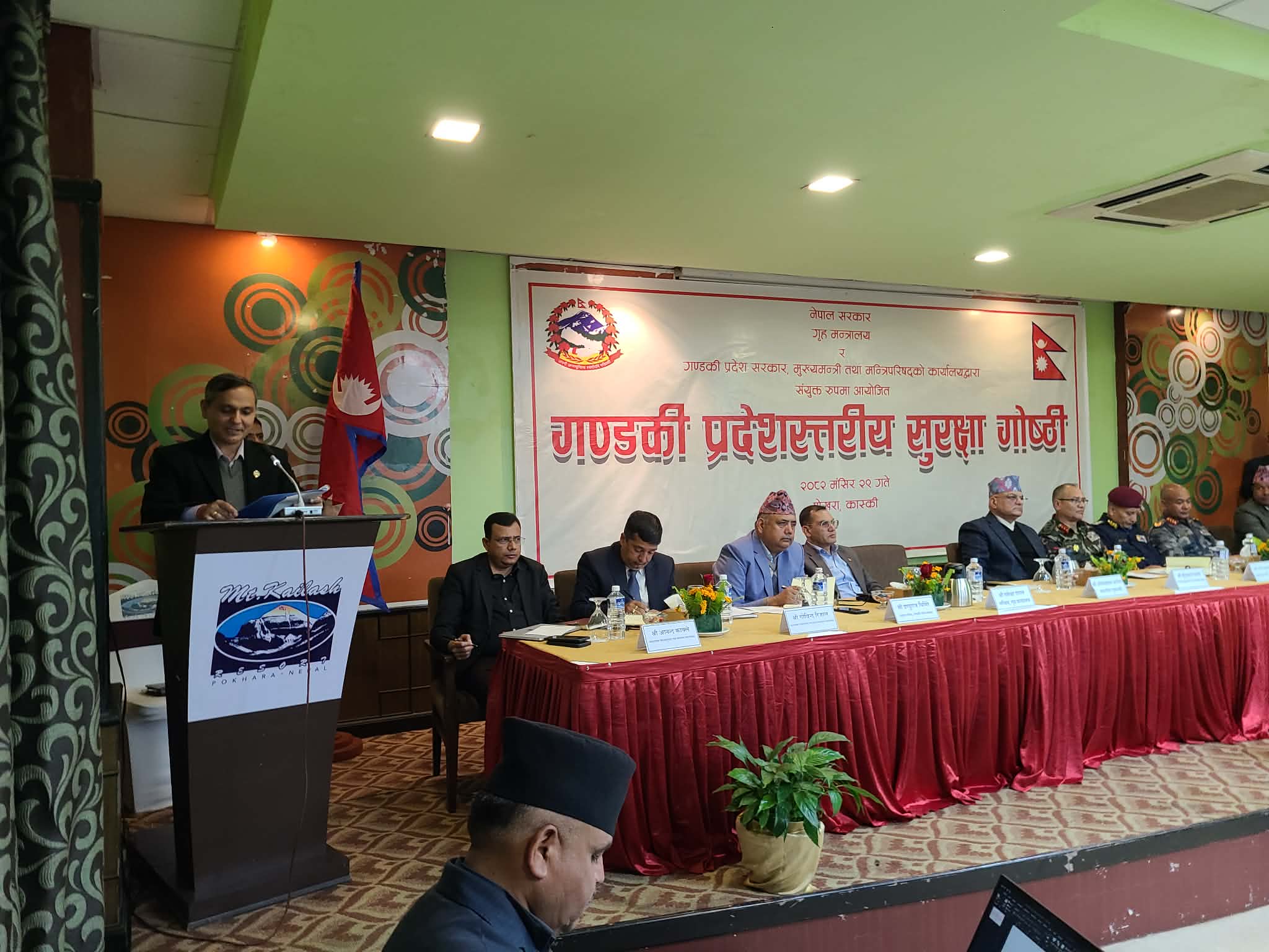 निर्वाचनबाट भाग्ने र निर्वाचन हुँदैन भनेर अफवाह फैलाउनु न्यायोचित होइन : गृहमन्त्री अर्याल