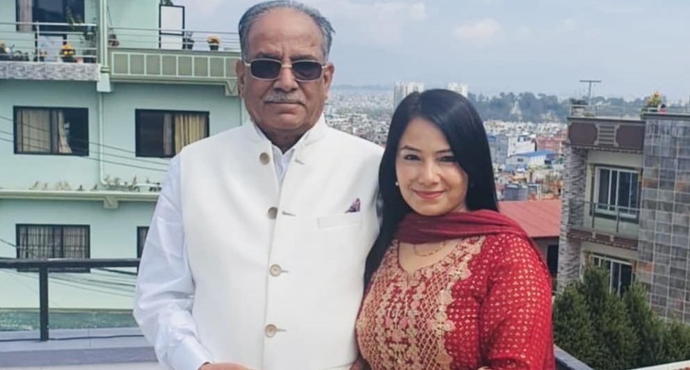 प्रचण्डको सचिवालयबाट गंगा दाहालले दिइन् राजीनामा