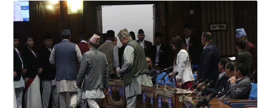 आज पनि संसद् बैठकबाट बाहिरिए राप्रपा र रास्वपा