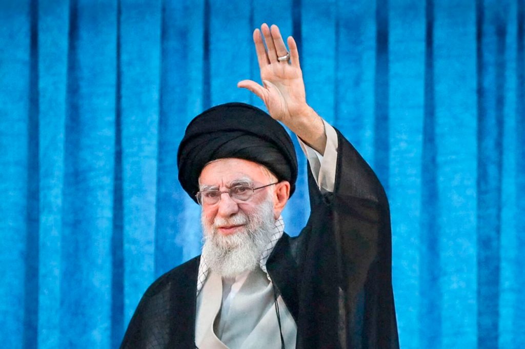 इरानका सर्वोच्च नेता अली खामेनी मारिएको ट्रम्पको दाबी