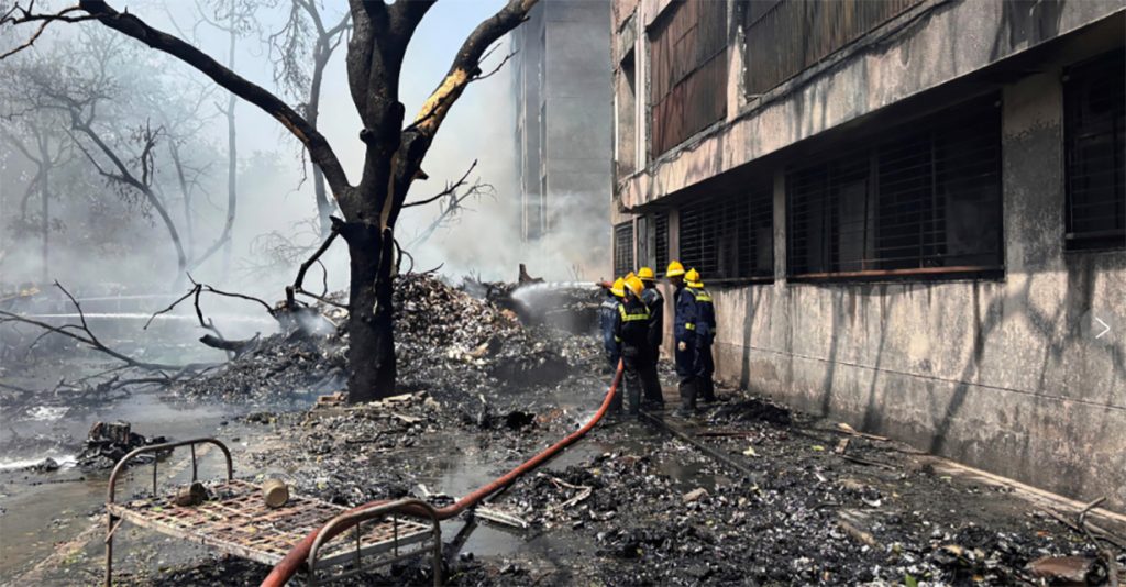 एयर इन्डिया विमान दुर्घटनामा पूर्वमुख्यमन्त्रीसहित सबै २४२ यात्रुको मृत्यु