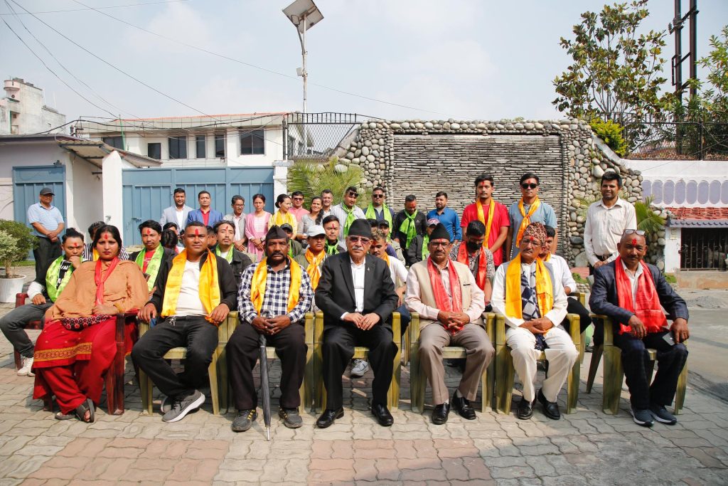 अशोक राई नेतृत्वको जसपा कर्णाली अध्यक्ष न्यौपाने माओवादी केन्द्रमा प्रवेश