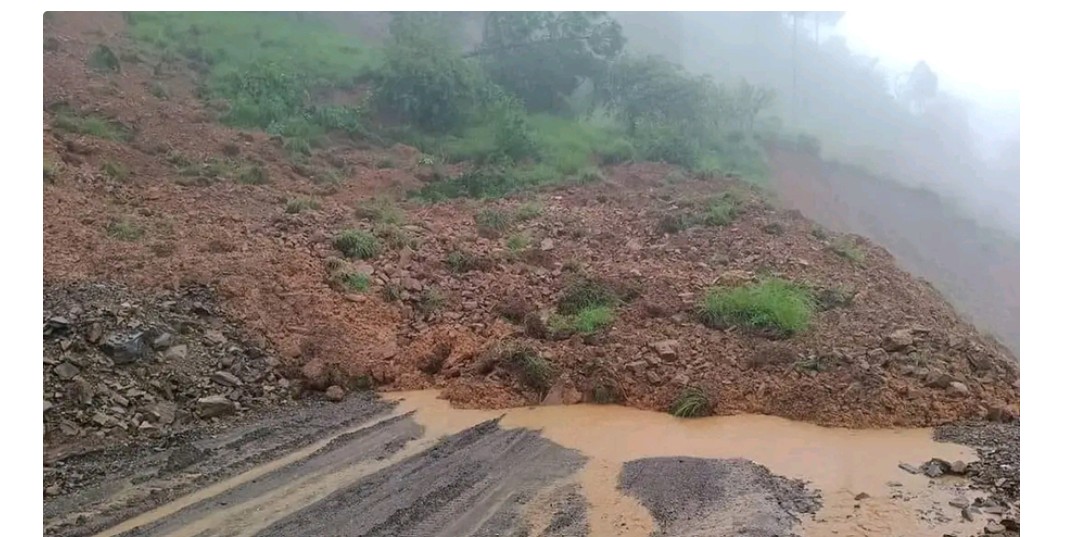 धादिङ, चितवन र तनहुँका जोखिमयुक्त सडकमा बिहान ६ बजेदेखि गाडी चलाउन रोक