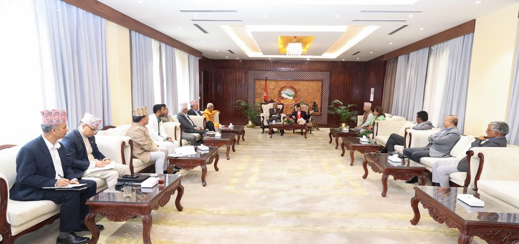 सत्ता गठबन्धनको बैठक जारी
