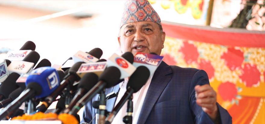 ईश्वर पोखरेल समूहले आज पत्रकार सम्मेलन गर्दै