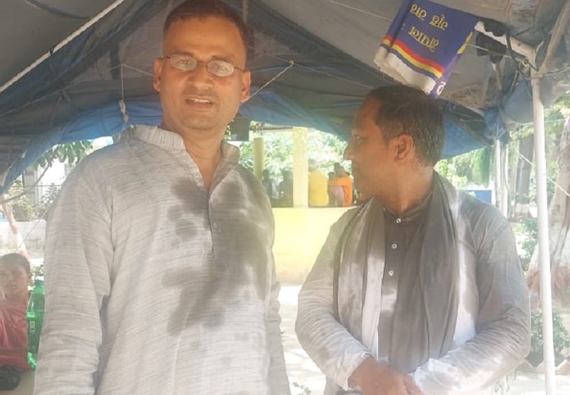 जनमत पार्टीका कार्यकर्ताले छ्यापे नेतामाथि मोसो