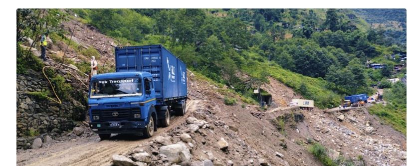 ३ हप्ता देखि अबरुद्ध भएको अरनिको राजमार्ग अन्तर्गत कोदारी सडक सञ्चालनमा