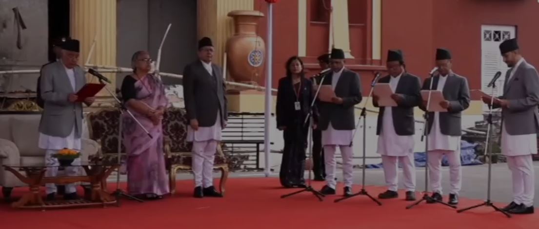 नवनियुक्त चार मन्त्रीले लिए शपथ