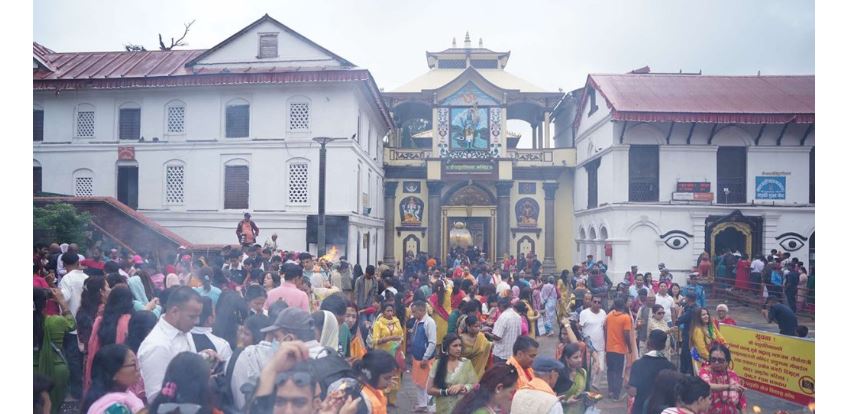 पशुपति क्षेत्रमा उच्छृङ्खल गतिविधि गर्ने १३८ जना प्रहरी नियन्त्रणमा