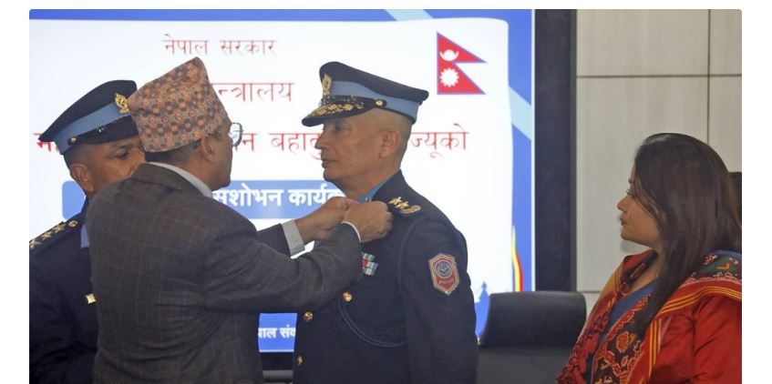 प्रहरी महानिरीक्षक कार्कीले लगाए दर्ज्यानी चिह्न