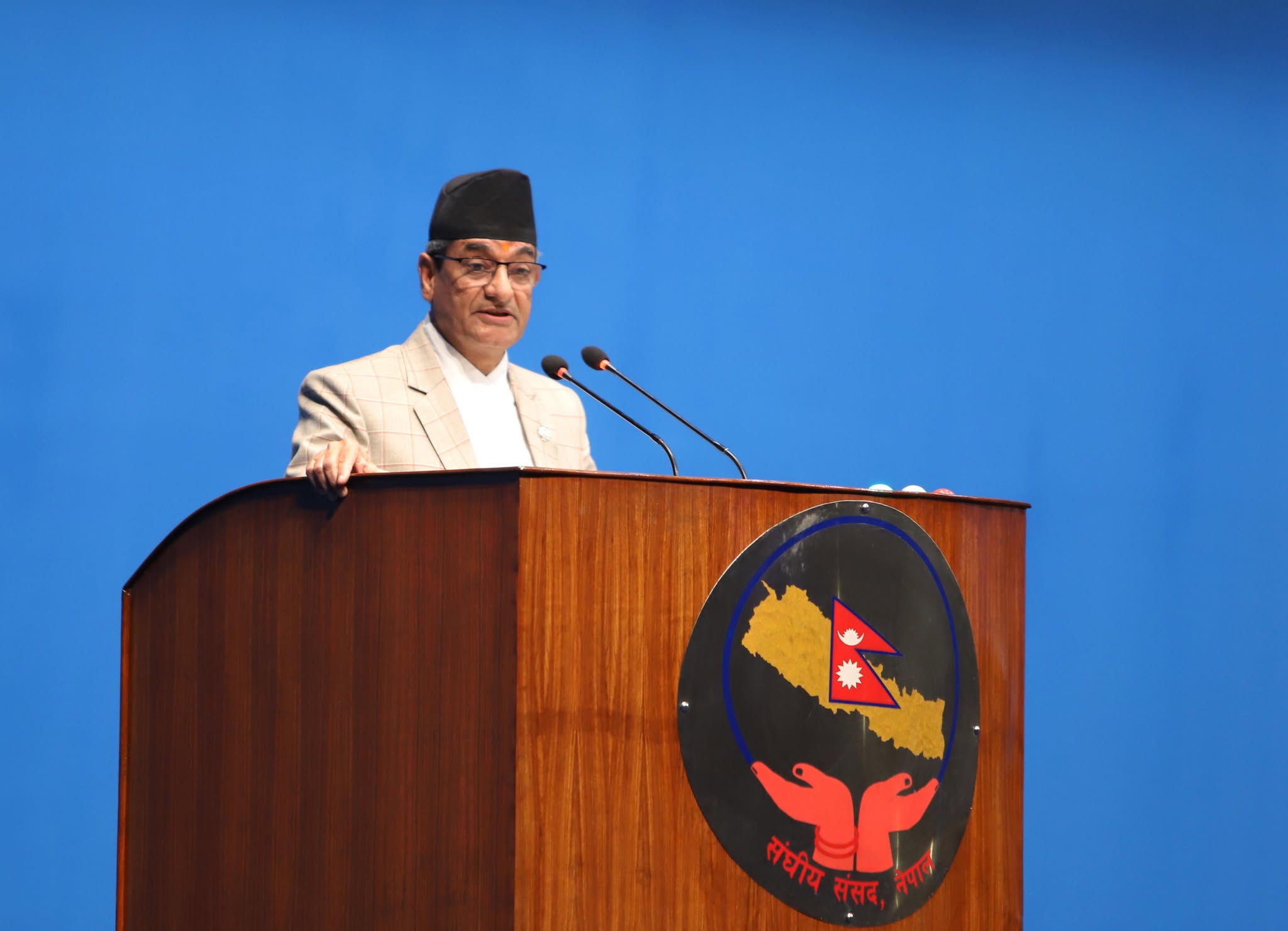 संविधान र व्यवस्थाविरुद्ध गतिविधि गर्नेलाई सरकारले छोड्दैन : गृहमन्त्री