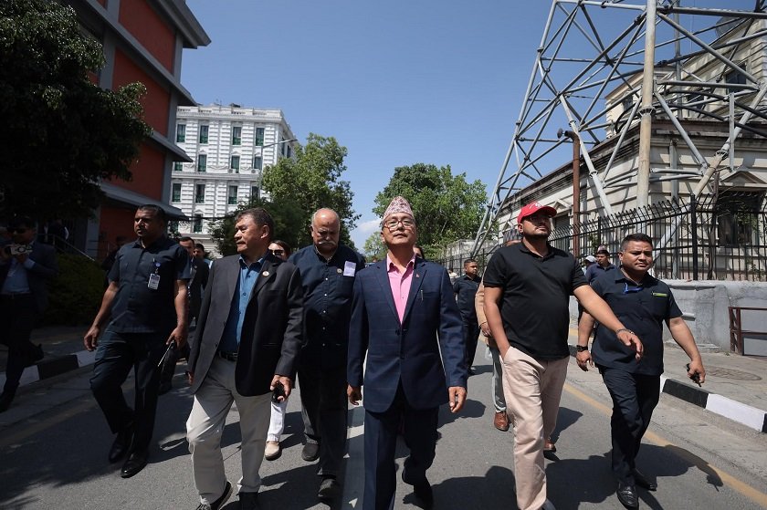 राजेन्द्र लिङ्देन सिंहदरबारबाट प्रहरी नियन्त्रणमा