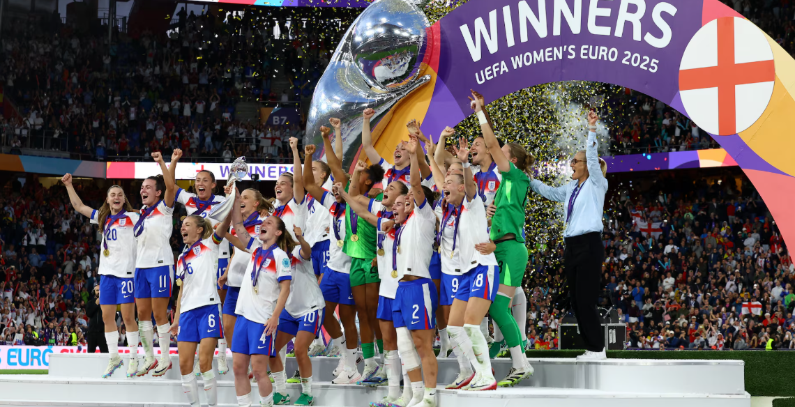 इंग्ल्याण्डले जित्यो महिला युरोकप फुटबलको उपाधि